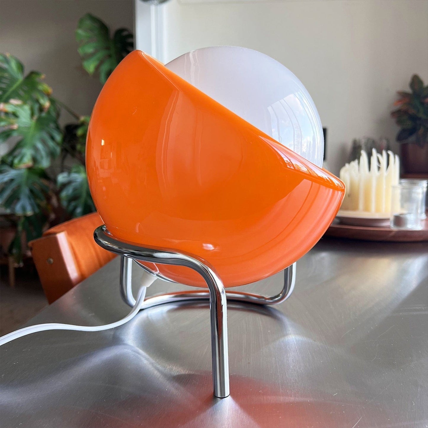 AuraLuxe™ Table Lamp - Elegant Frosted Glass for Cozy Ambiance 7