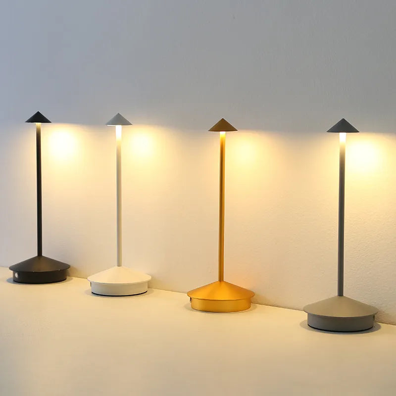 ArrowGlow™ Wireless Touch Lamp – Elegant Cordless Table Lamp for Home and Office 4