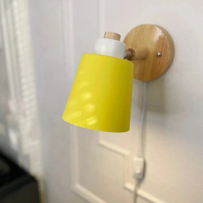 LumaLight™ verstelbare wandlamp met houten voet en snoer – productafbeelding 2