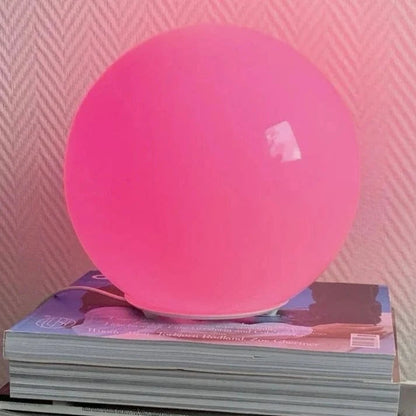 LumaSphere™ waterbestendige LED-bollamp met 16 kleuren – productafbeelding 1