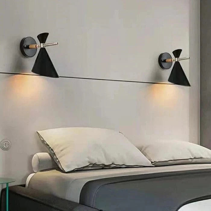 LumiHorn™ Scandinavische metalen wandlamp met hoornkap – productafbeelding 2
