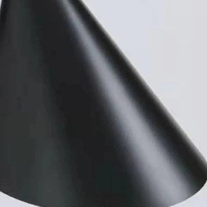 LumiHorn™ Scandinavische metalen wandlamp met hoornkap – productafbeelding 3