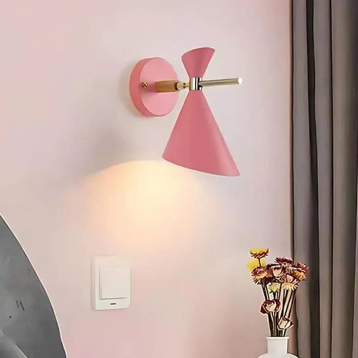 LumiHorn™ Scandinavische metalen wandlamp met hoornkap – productafbeelding 10