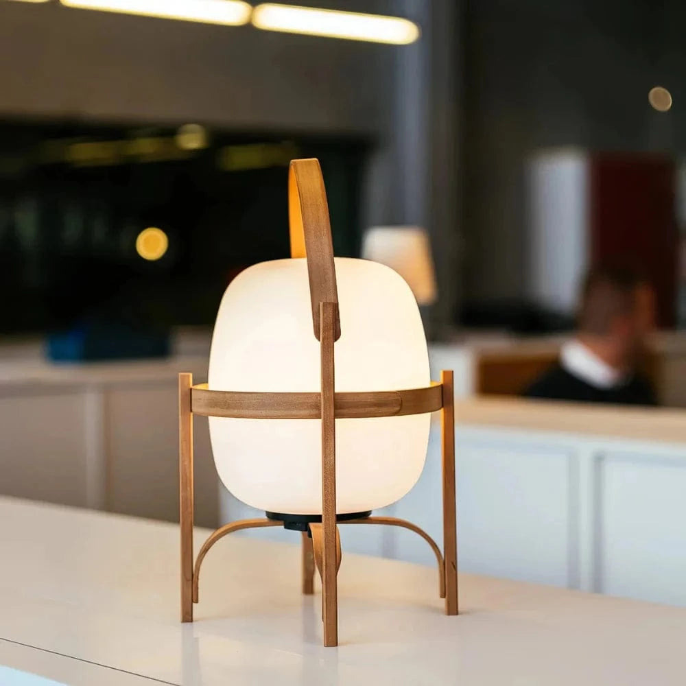 LumaGlow™ ovale glazen tafellamp met houten frame – productafbeelding 1