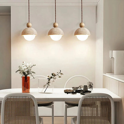 LunaGlow™ travertin glazen hanglamp met houten accent – productafbeelding 7