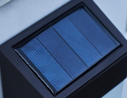 LumaGlow™ solar tuinwandlamp met matglas – productafbeelding 8