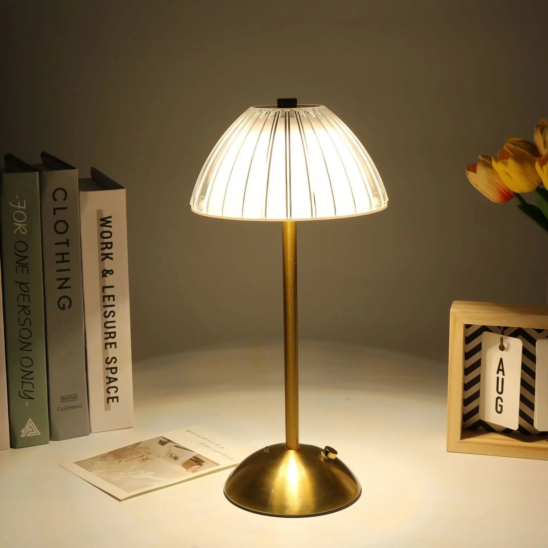 LumaGlow™ dimbare draadloze LED-tafellamp met touchsensor – productafbeelding 7