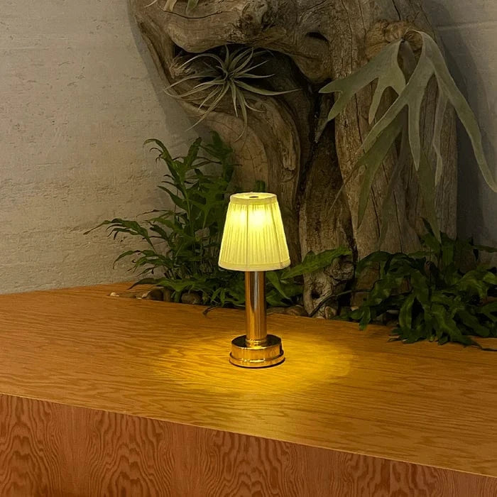 LumaGlow™ oplaadbare tafellamp met stoffen kap en dimmer – productafbeelding 7