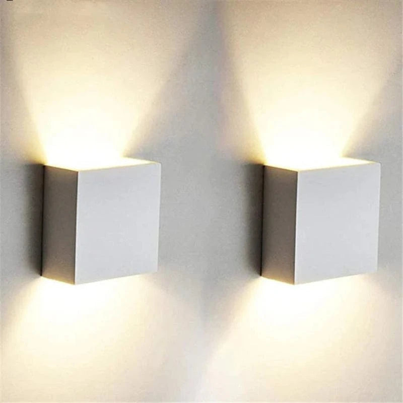 LumaCube™ kubus LED-wandlamp met licht omhoog en omlaag – productafbeelding 8