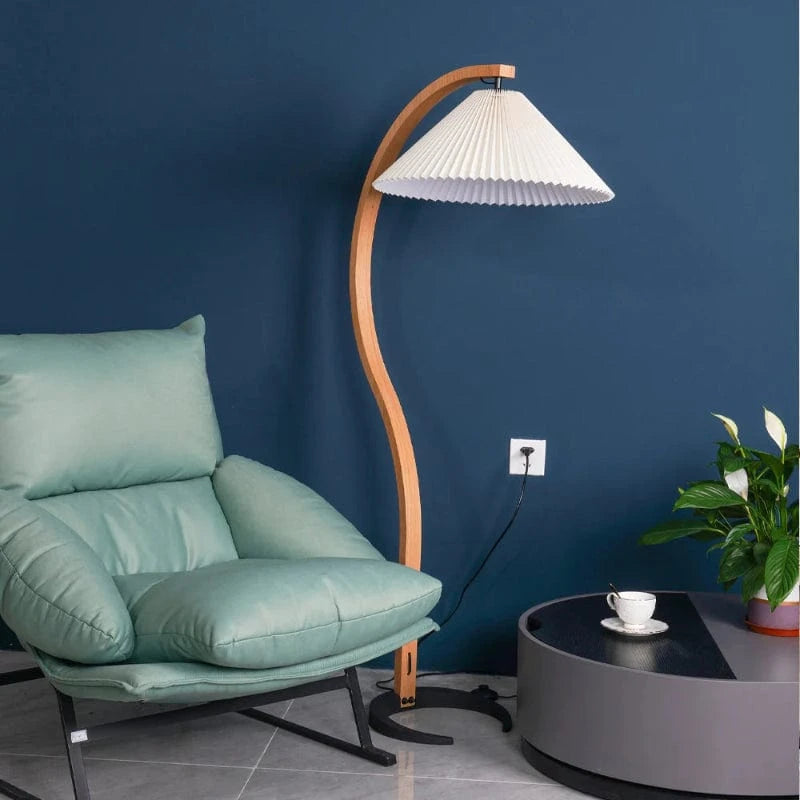 LumaArch™ Scandinavische booglamp van hout met linnen kap – productafbeelding 7