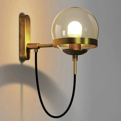 LumaSphere™ industriële wandlamp met glazen bol – productafbeelding 1