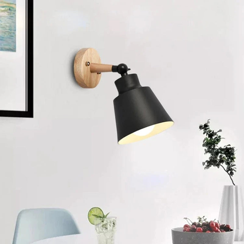 LumaGlow™ draaibare wandlamp met houten basis – productafbeelding 2