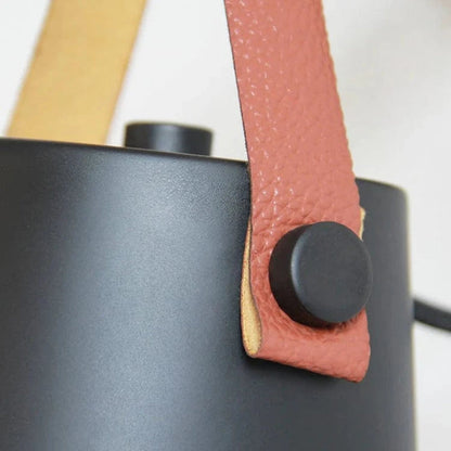 LumaGlow™ Scandinavische wandlamp met hout en leren band – productafbeelding 4