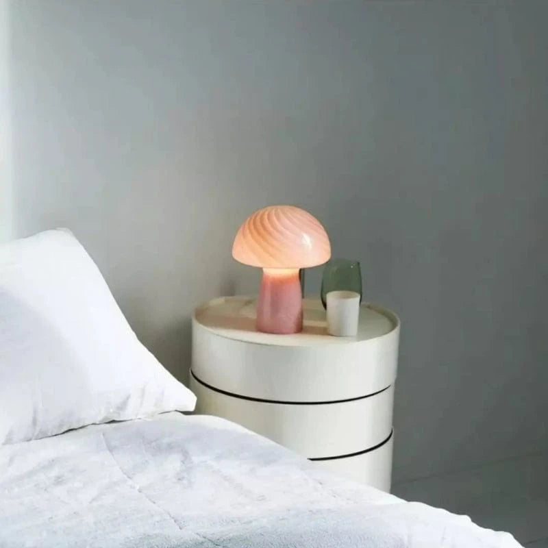 LumaGlow™ gestreepte paddenstoellamp van glas – productafbeelding 2