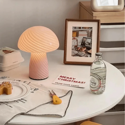 LumaGlow™ gestreepte paddenstoellamp van glas – productafbeelding 6