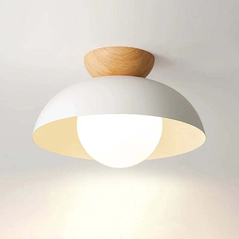 LumaGlow™ plafondlamp van opaalglas met houten details – productafbeelding 1