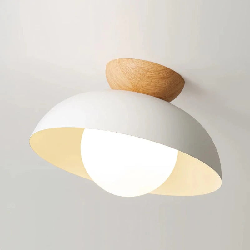 LumaGlow™ plafondlamp van opaalglas met houten details – productafbeelding 2