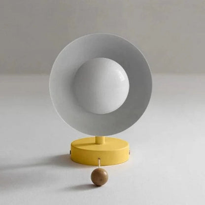 LumiChic™ Scandinavische wandlamp met houten accent – productafbeelding 3