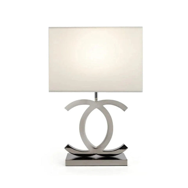 LuxeGlow™ Scandinavische tafellamp met dubbele C-vorm – productafbeelding 1