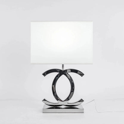 LuxeGlow™ Scandinavische tafellamp met dubbele C-vorm – productafbeelding 2