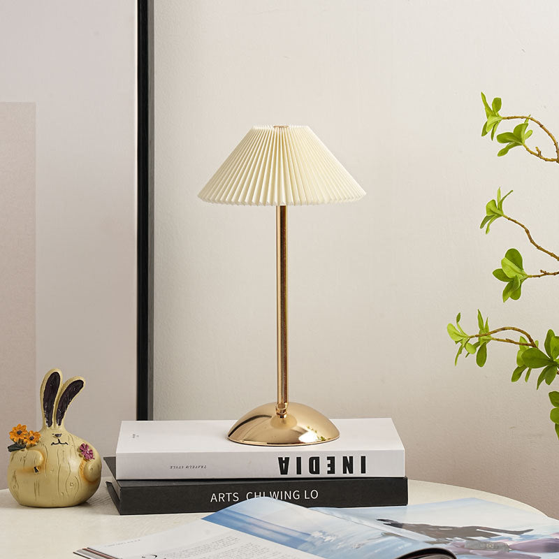LumaGlow™ Scandinavische tafellamp met USB-laadpoort – productafbeelding 13