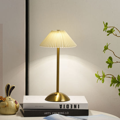 LumaGlow™ Scandinavische tafellamp met USB-laadpoort – productafbeelding 4