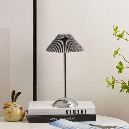 LumaGlow™ Scandinavische tafellamp met USB-laadpoort – productafbeelding 10