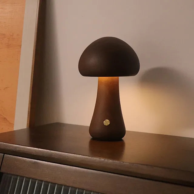 Mushglow™ draadloze houten paddenstoellamp met USB – productafbeelding 1