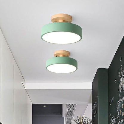 Nordic Log™ ronde LED-plafondlamp van hout en metaal – productafbeelding 2