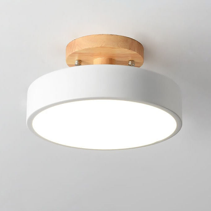 Nordic Log™ ronde LED-plafondlamp van hout en metaal – productafbeelding 12