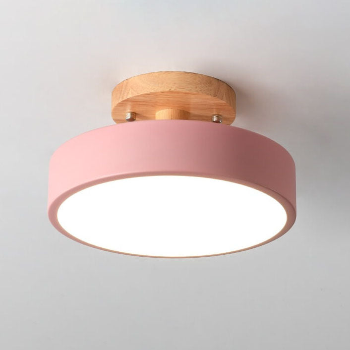 Nordic Log™ ronde LED-plafondlamp van hout en metaal – productafbeelding 15