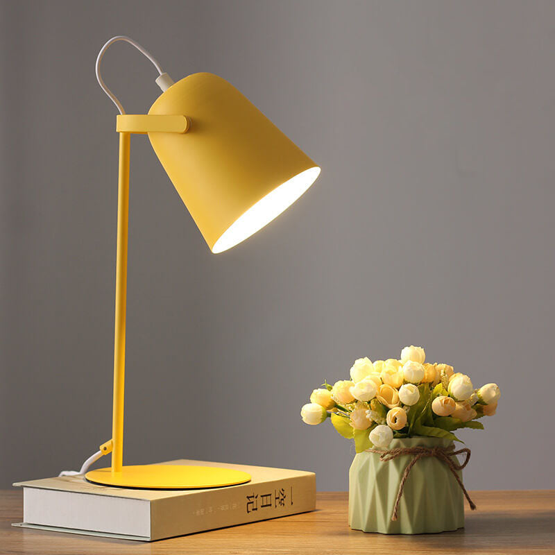 LumaSphere™ Scandinavische metalen tafellamp in macaronstijl – productafbeelding 2