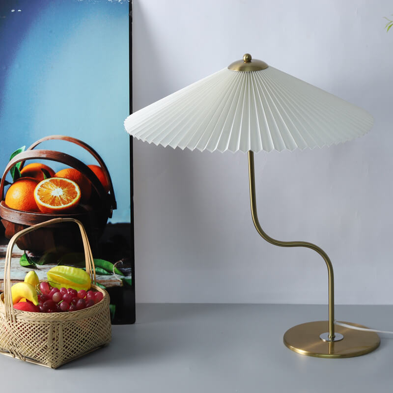 LumaLuxe™ retro tafellamp met geplooide kap – productafbeelding 8