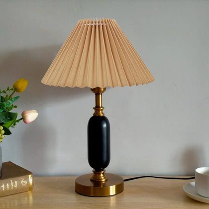 LumiNest™ retro tafellamp met geplooide lampenkap – productafbeelding 3