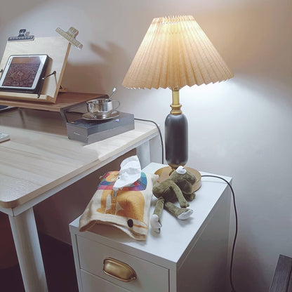 LumiNest™ retro tafellamp met geplooide lampenkap – productafbeelding 7