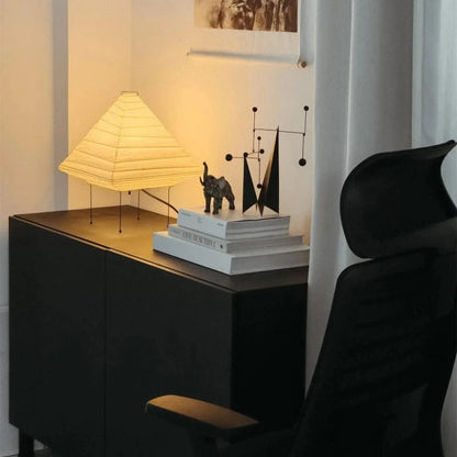 SereniLite™ piramide tafellamp van rijstpapier – productafbeelding 6