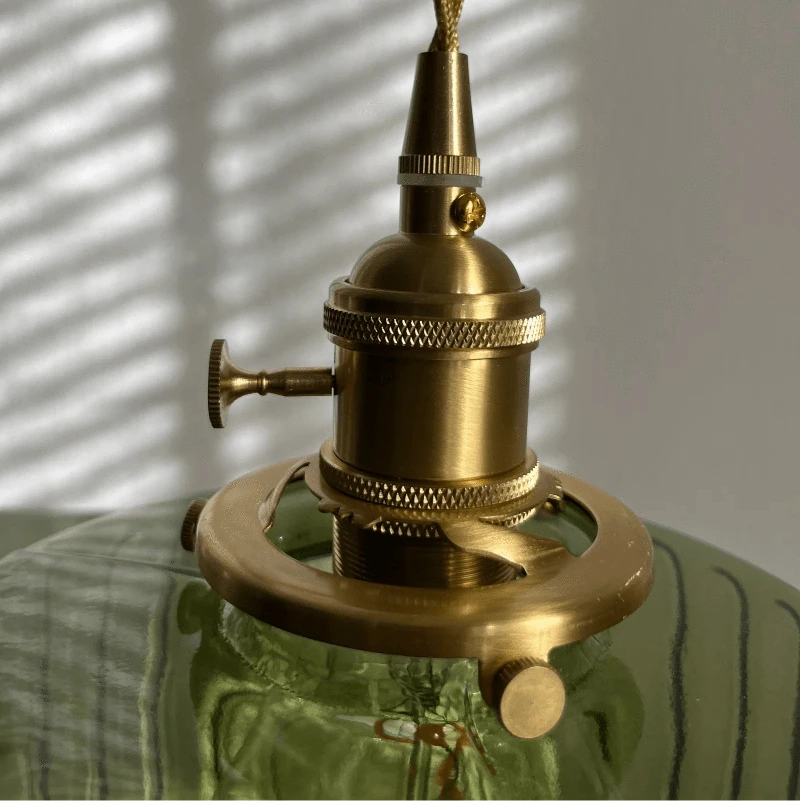 ZenGlow™ Japandi glazen hanglamp met messing details – productafbeelding 6